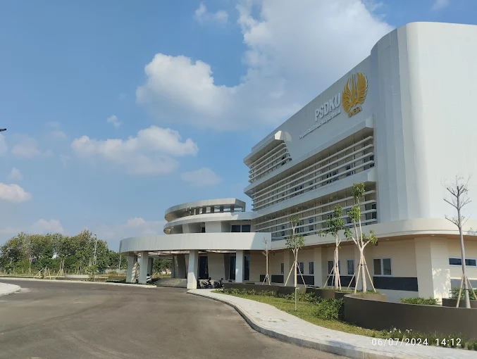 universitas di Magetan