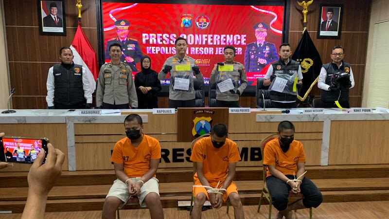 Bantu Pasangan Cekcok, Tiga Pemuda di Jember Jadi Tersangka Kasus Penganiayaan 3 Kasus penganiayaan.