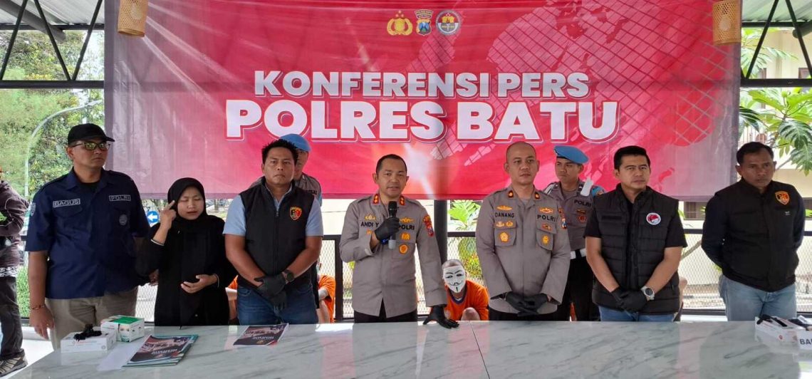 Tersangka pencabulan di Ponpes Batu.