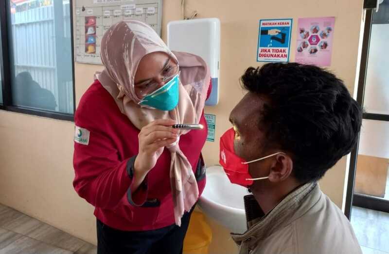 SAPINTAS TB: Inovasi Satu Pintu RS Saiful Anwar Malang untuk Tuntaskan Tuberkulosis 2 SAPINTAS TB di RSSA Malang.