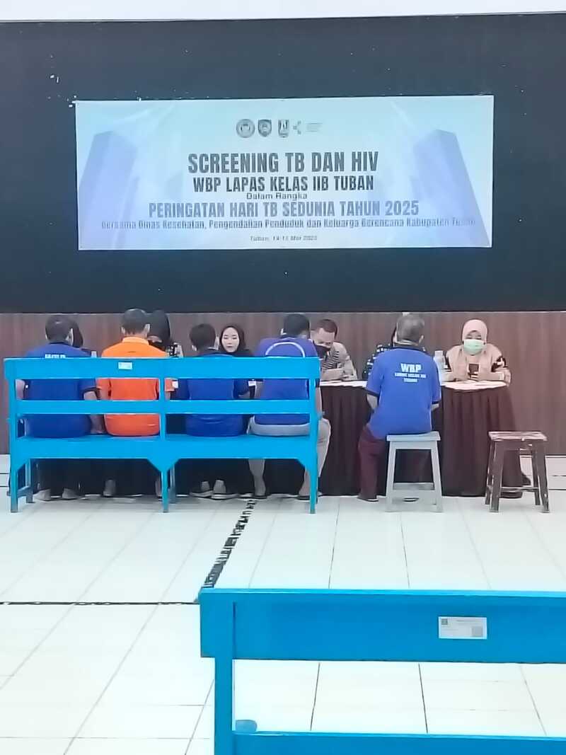 Skrining Kesehatan, 99 Warga Binaan Lapas Tuban Diduga Terjangkit TBC 2 Warga binaan Lapas Tuban terjangkit TBC.