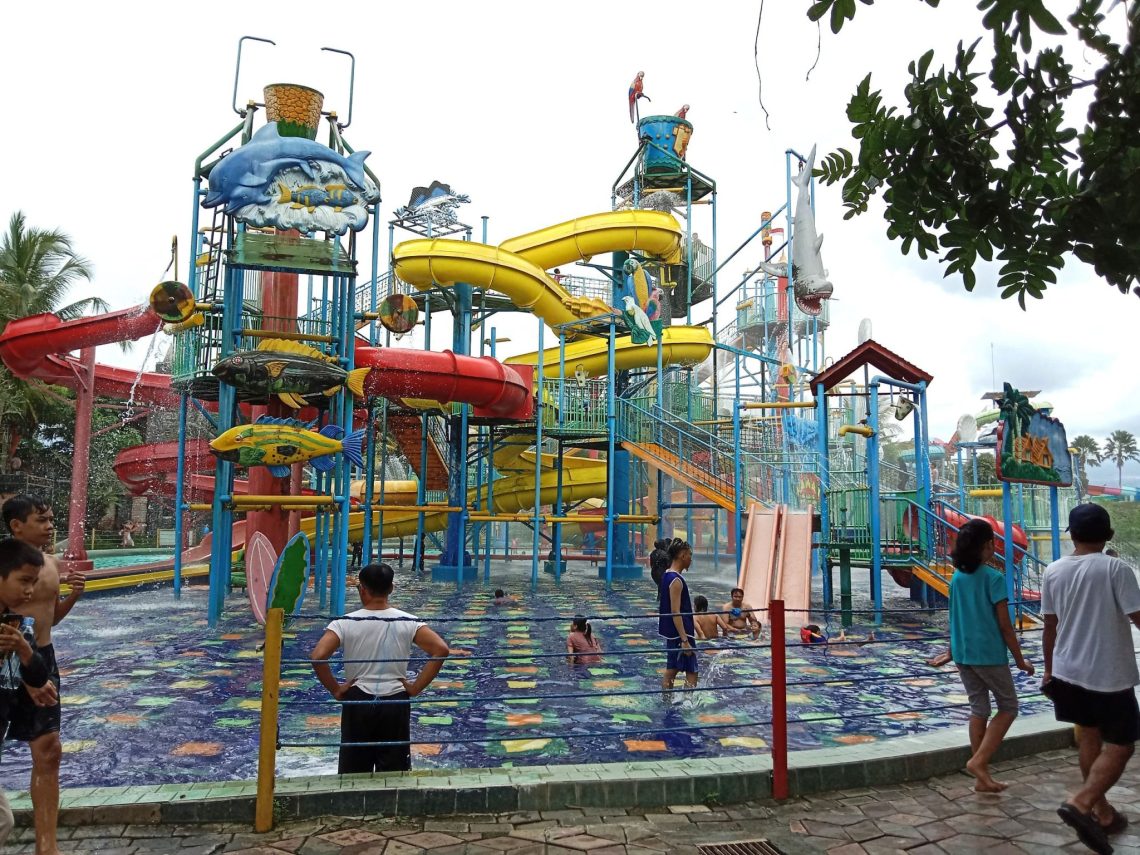 Serunya Wisata Air di Hawai Waterpark Malang, Mana Wahana Favoritmu? 1 Hawai Waterpark Malang.