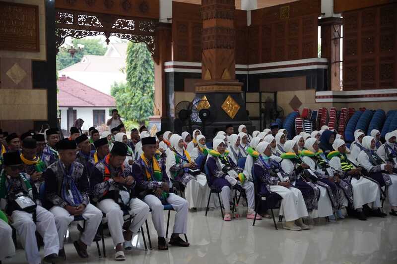 Jemaah Tuban berangkat.