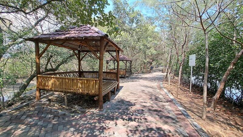 Eco Wisata Mangrove Gunung Anyar.