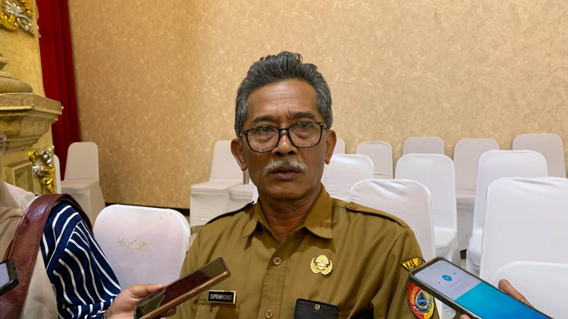 Kepala Dinas Tenaga Kerja (Disnaker) Kabupaten Jember, Suprihandoko. (Foto: Diki Febrianto)