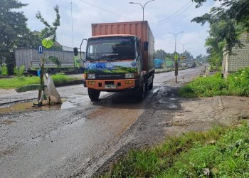 Jalan Rusak