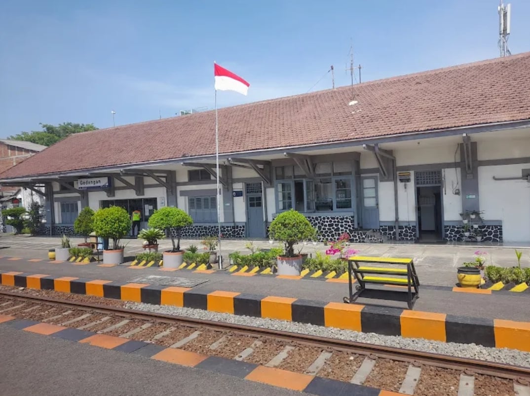 Wajib Tahu! Ini 9 Stasiun di Sidoarjo, Lengkap dengan Daftar Kereta Api yang Melintas 9 Stasiun di Sidoarjo