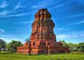 Candi Brahu Mojokerto.