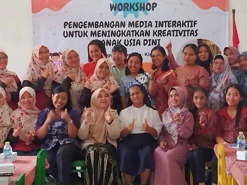 Workshop PG PAUD Unikama, Guru Dilatih Asah Kreativitas dan Imajinasi Anak sejak Dini 2 Workshop PG PAUD Unikama.