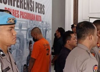 Wanita tewas tanpa busana.