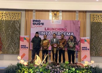Cinta Bergema.