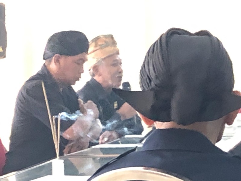 Aksi Bakar Dupa, Pegiat Budaya di Mojokerto Minta Kaji Ulang Pendirian Pabrik di Lokasi Cagar Budaya 1 Pegiat budaya di Mojokerto.
