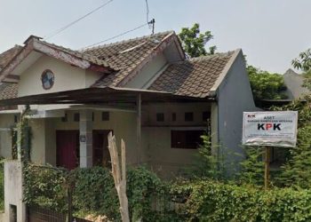 Mantan bupati Mojokerto.
