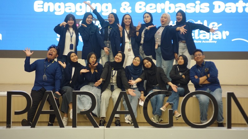 Pelatihan Konten Kreator, Brand Paragon Terlibat Live Streaming Bersertifikasi bareng HoB dan TikTok 1 Brand Paragon.