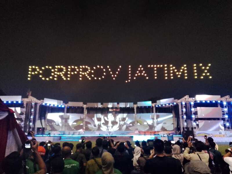 Arlida Putri di Ceremony Porprov Jatim.