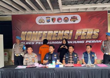 Pembacokan sadis.