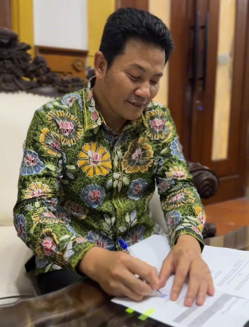 Pemkab Sidoarjo Umumkan 2.007 Mahasiswa Penerima Beasiswa Tahun 2025 2 beasiswa 1