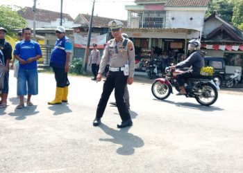 9 Anak TK Terluka dalam Kecelakaan Kereta Kelinci Odong-Odong Terguling di Jember 4 Kecelakaan Kereta Kelinci Odong-Odong