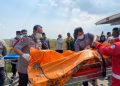 jenazah di tengah sawah
