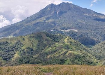 Jalur Pendakian Gunung Lawu