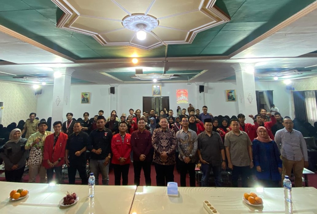 Seminar Kebangsaan GMNI Mojokerto Raya, Ikhtiar Bendung De-Soekarnoisasi 1 Seminar Kebangsaan