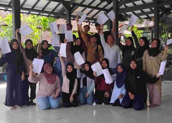 Pelatihan Dasar Teater: Strategi Efektif Pengembangan Inteligensi Verbal Anak
