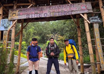 pendakian Gunung Lawu jalur Singolangu