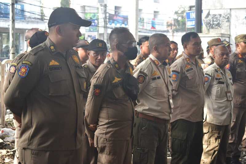 Keliaran di Atas Jam 10 Malam, Anak di Surabaya Siap-Siap Dijemput Satgas RW 1 Anak di Surabaya.
