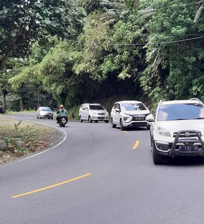 Penutupan jalur Gumitir Jember.
