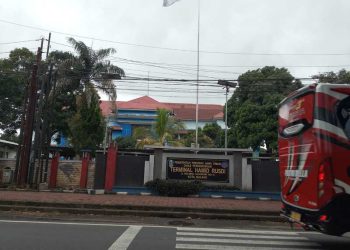 Bus Trans Jatim.