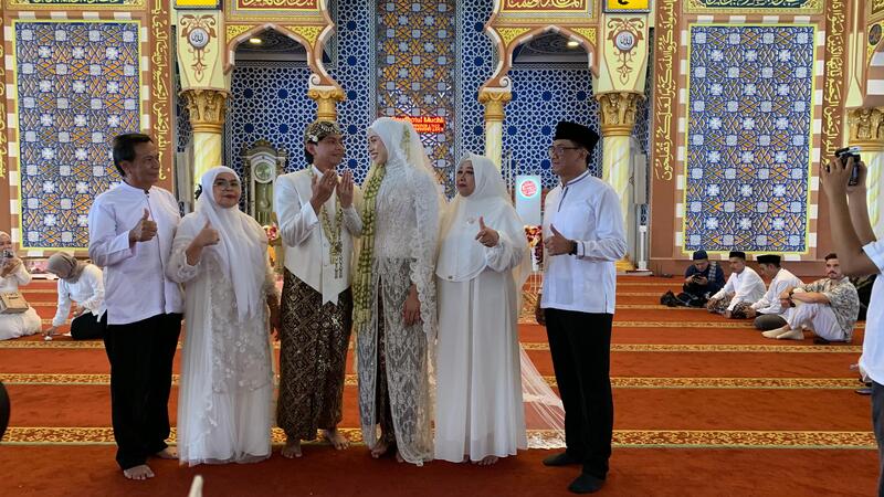Sakral! Pernikahan Megawati dan Dio Dipenuhi Isak Haru saat Doa Suami Istri 2 Pernikahan Megawati dan Dio.