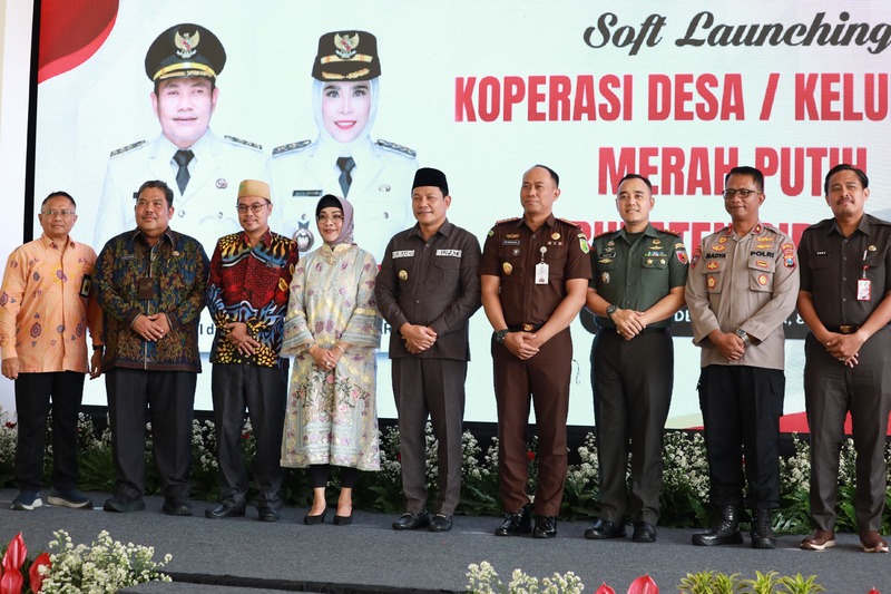 Bupati Sidoarjo Launching 346 Koperasi Merah Putih: Perkuat Ekonomi Desa, Bangun Kemandirian Rakyat 4 Koperasi Merah Putih Sidoarjo.