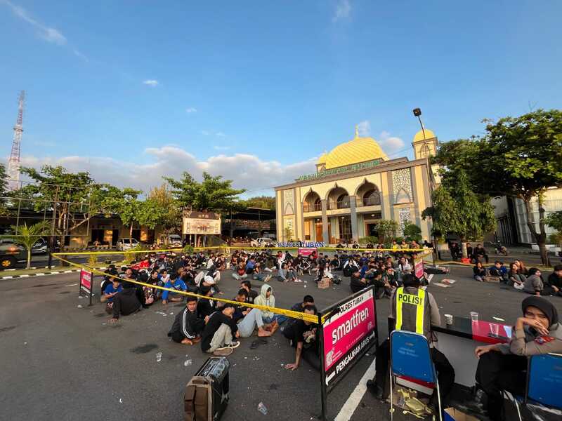 Bocah Usia 12 Tahun Terlibat Konvoi Anarkis Penggembira PSHT, Polres Tuban Minta Orang Tua Menjemput 1 Konvoi anarkis penggembira PSHT.