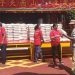 1.000 Paket Sembako Dibagikan Klenteng Kwan Sing Bio Tuban, Warga Antusias Antre Tukar Kupon 8 Klenteng Kwan Sing Bio.