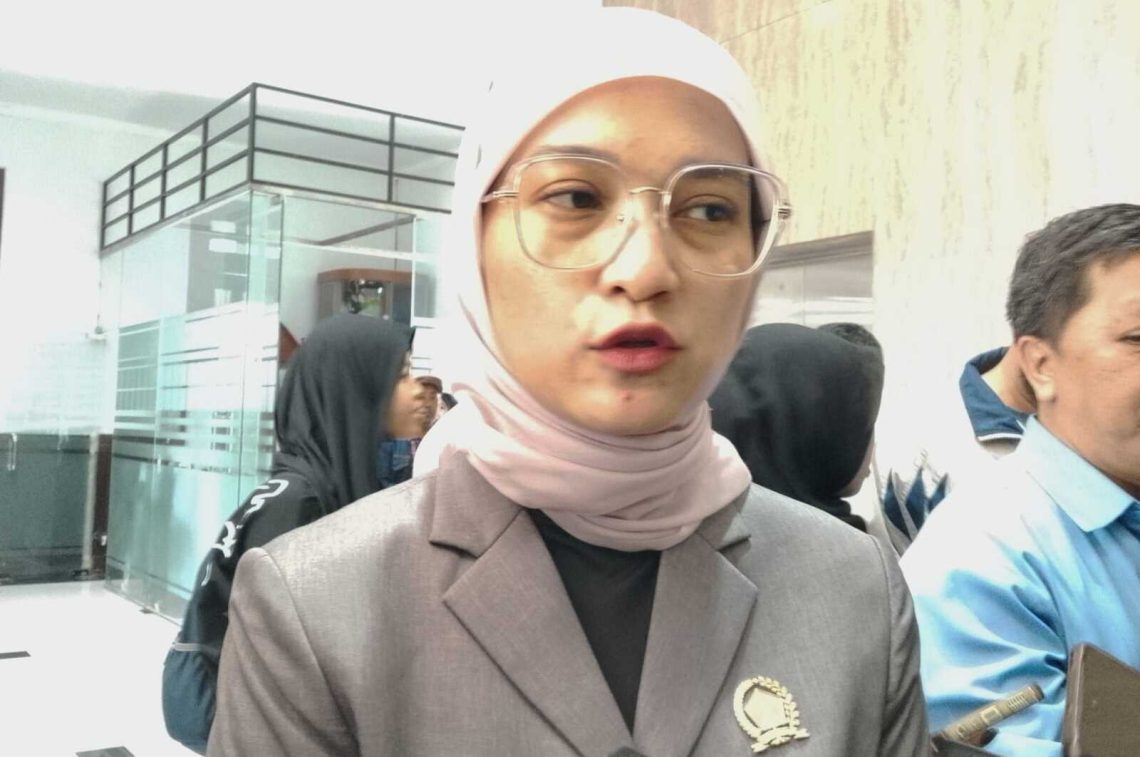 Promosi Toko Miras di Malang Diduga Ilegal Viral, Ketua DPRD: Kreatif Boleh, Kurang Pantas Jangan! 1 Promosi toko miras di Malang.