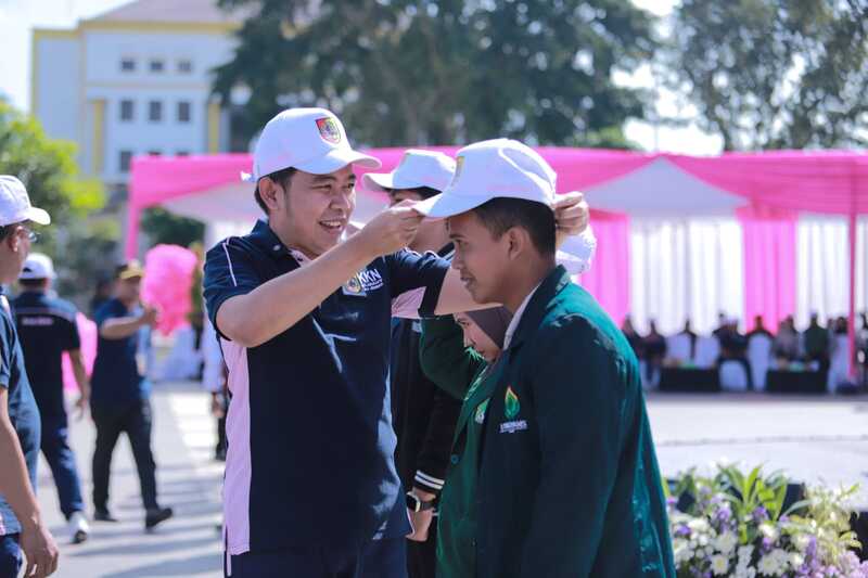 Ribuan Mahasiswa di Jember Siap Terjun ke Desa dalam Program KKN Kolaboratif 2025 2 Mahasiswa KKN Kolaboratif di Jember.