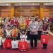 Sambut Ajaran Baru, Ribuan Siswa di Mojokerto Dapat Perlengkapan Sekolah Gratis 8 Siswa di Mojokerto.