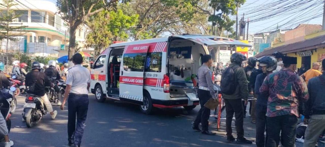 Saling Tabrakan, Kronologi Remaja Kota Batu Luka Parah usai Nyebrang Jalan 1 Remaja Kota Batu.