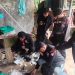Polisi Gerebek Rumah Diduga Milik Bandar Sabu di Gempol Pasuruan, Kades Ucapkan Terima Kasih 8 Bandar sabu.