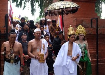 Kirab Agung Sri Linggar Kertaningrat