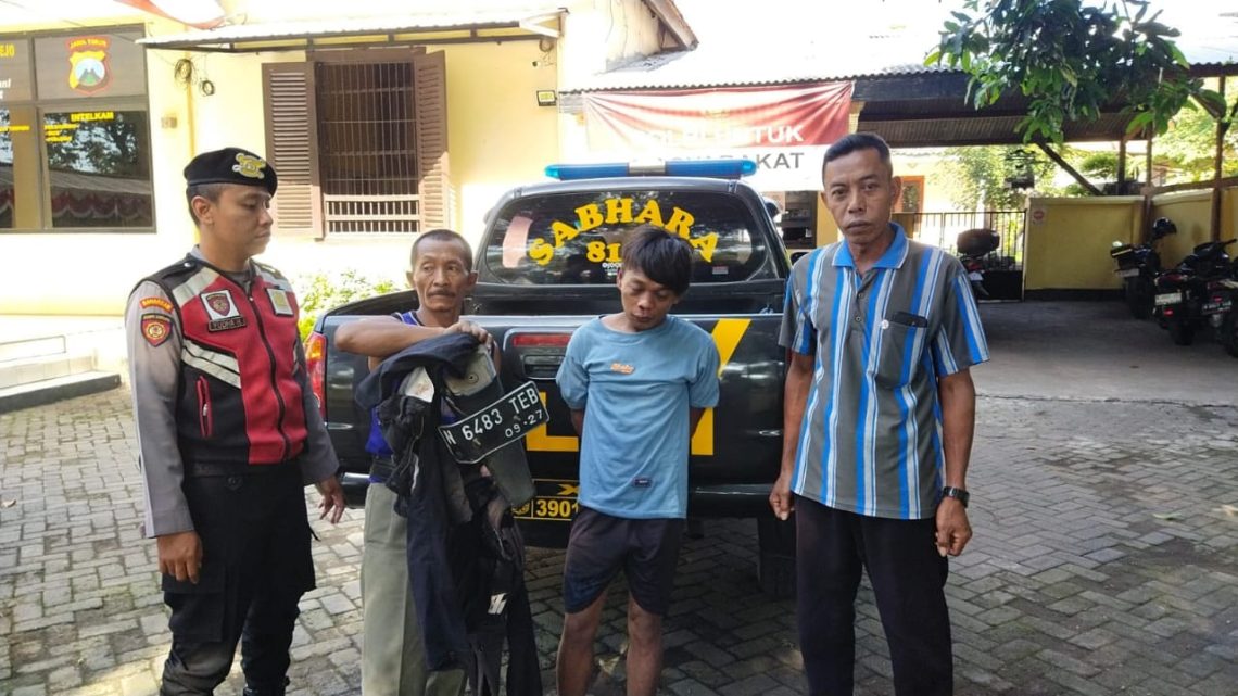 Sepeda Motor Pembobol Rumah Warga Dibakar Massa di Pasuruan, Seorang Pelaku Ditangkap 1 Pelaku Curanmor ditangkap Warga Pasuruan