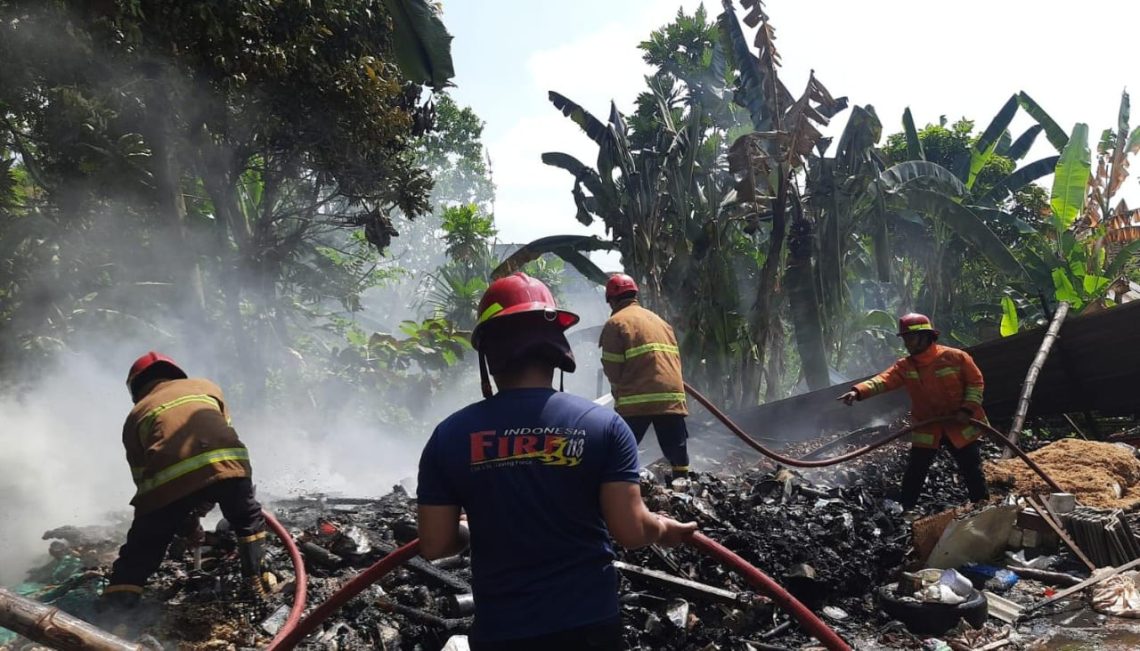 terbakar
