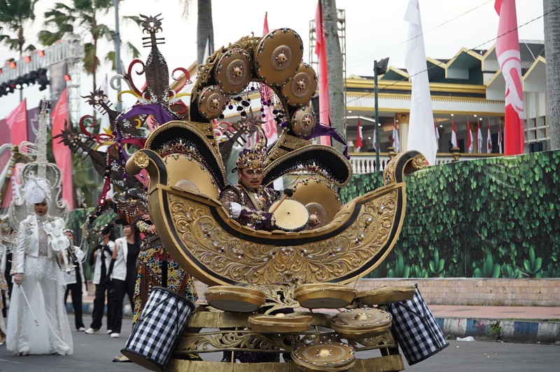Defile Grand Carnival JFC Jember 2025.