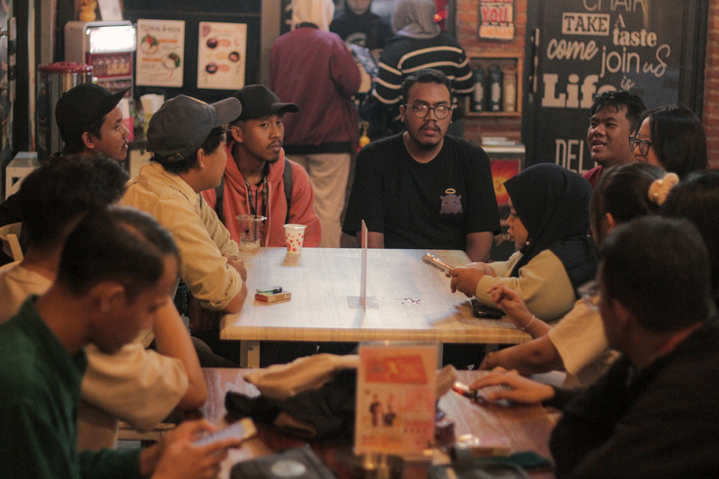 4 Komika Malang Bikin "Panas" Indie Corner, Penonton Full Senyum bareng Arom Dywarna 4 IMG 3743 1