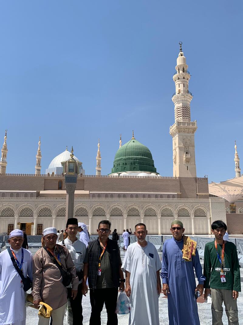 Pakai Aplikasi Nusuk, Semua Jamaah Masjid Nabawi Peluang Ziarah ke Makam Rasulullah (13) 3 Aplikasi Nusuk di Masjid Nabawi.