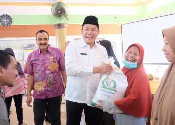 Bupati Sidoarjo.