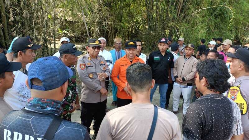 Nelayan Tuban tenggelam.