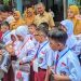 Seragam gratis.