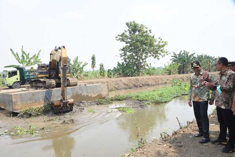 Intensif Normalisasi Sungai, Bupati Subandi Antisipasi Banjir dan Dukung Irigasi Petani Sidoarjo 2 Normalisasi sungai di Sidoarjo.