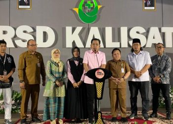 Penderita katarak operasi gratis.